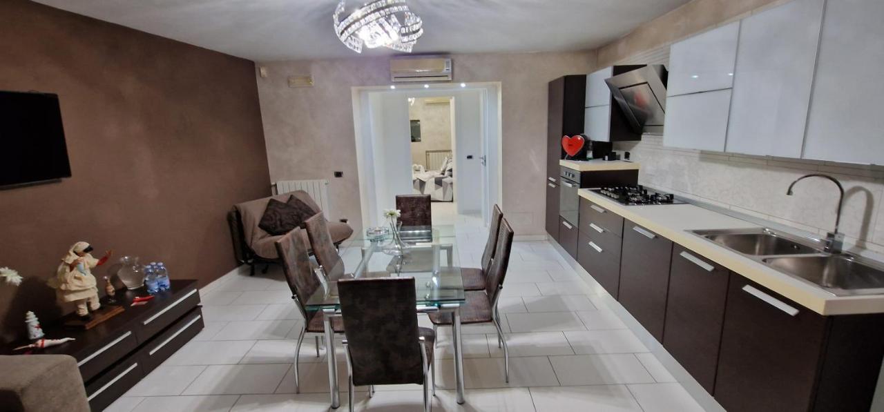 Fashion House Napoli Apartman Kültér fotó